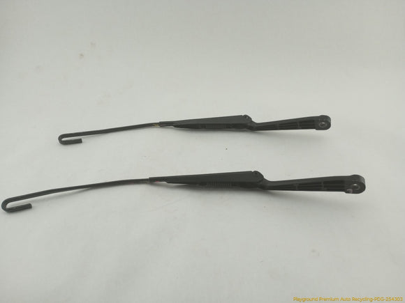 Mercedes SLK230 Pair Of Windshield Wiper Arms
