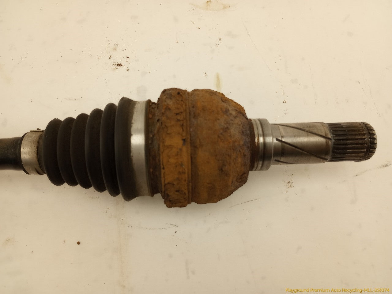 Volvo XC70 Passenger Right Rear Axle Drive Shaft