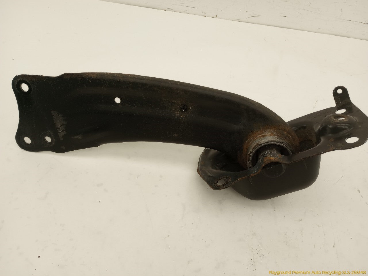 Volkswagen CC Pair Of Rear Lower Trailing Arms