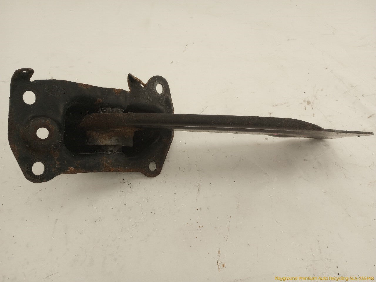 Volkswagen CC Pair Of Rear Lower Trailing Arms