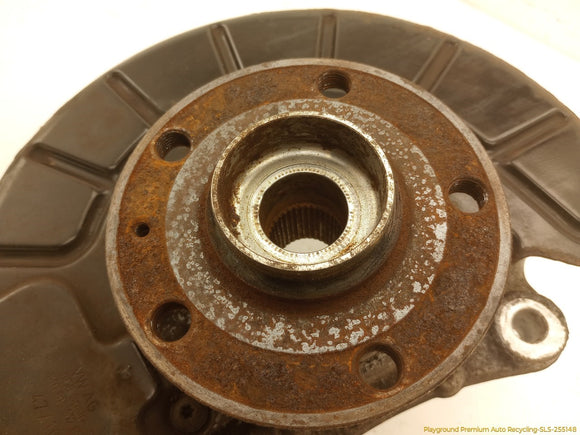 Volkswagen CC Passenger Right Front Spindle Knuckle Hub