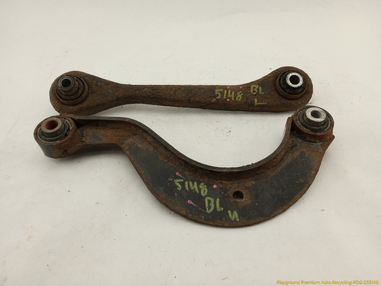 Volkswagen CC Pair Of Rear Left Tie Rod Control Arms - 0