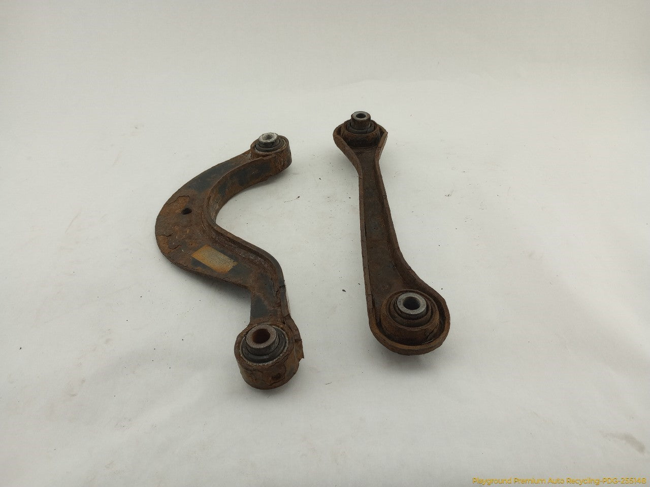 Volkswagen CC Pair Of Rear Right Tie Rod Control Arms