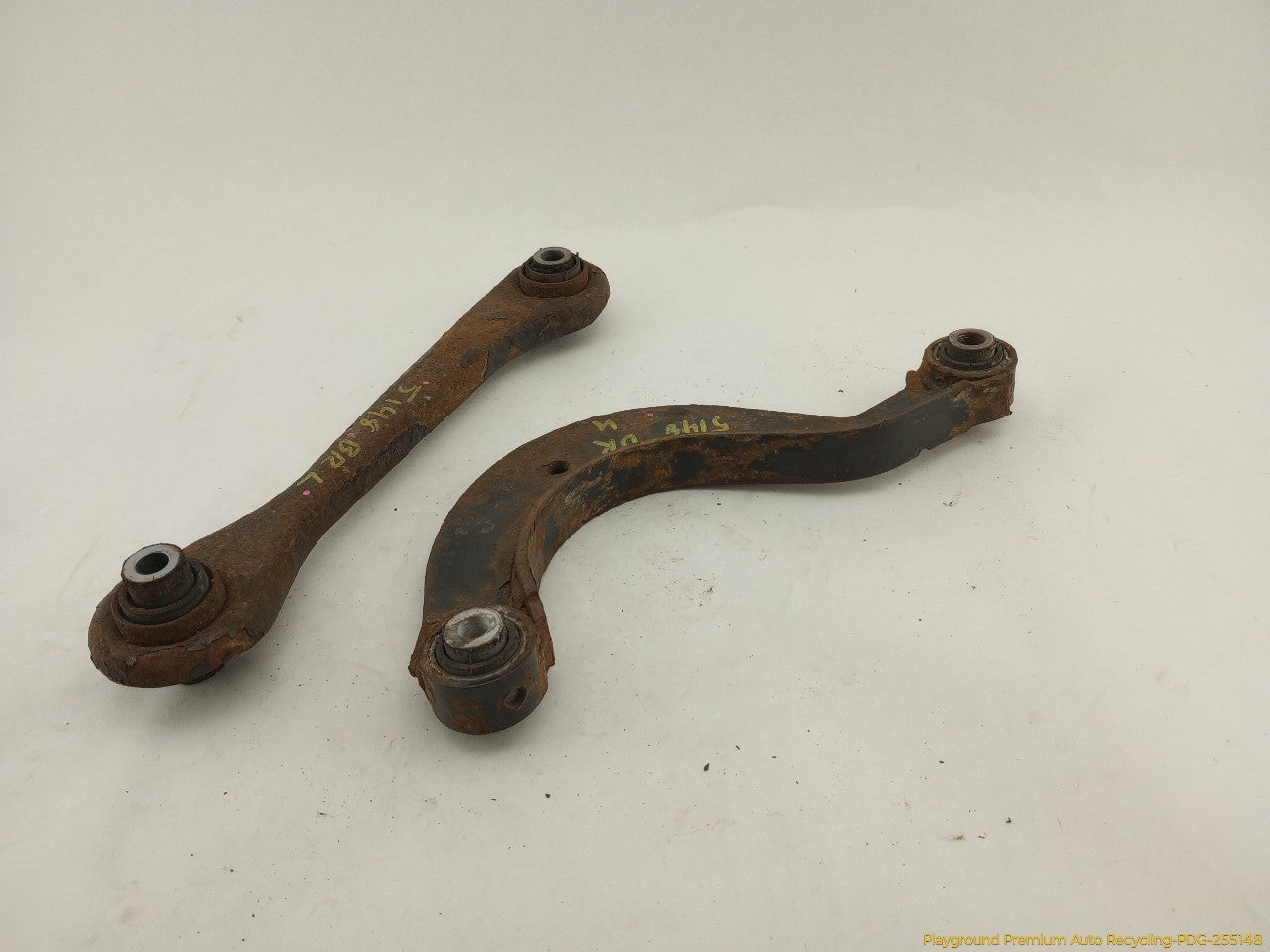 Volkswagen CC Pair Of Rear Right Tie Rod Control Arms