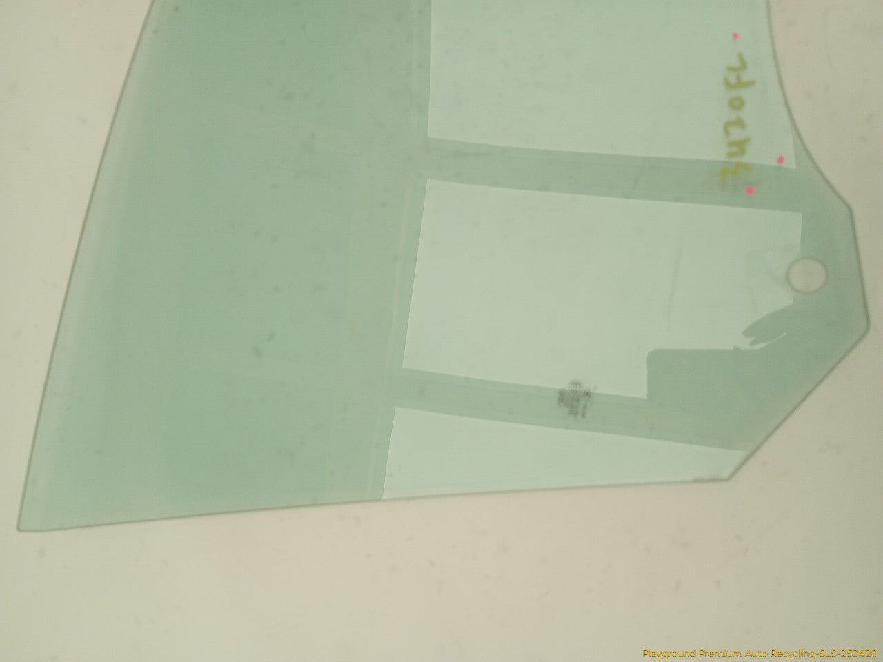 Audi A6 Driver Left Front Door Window Glass