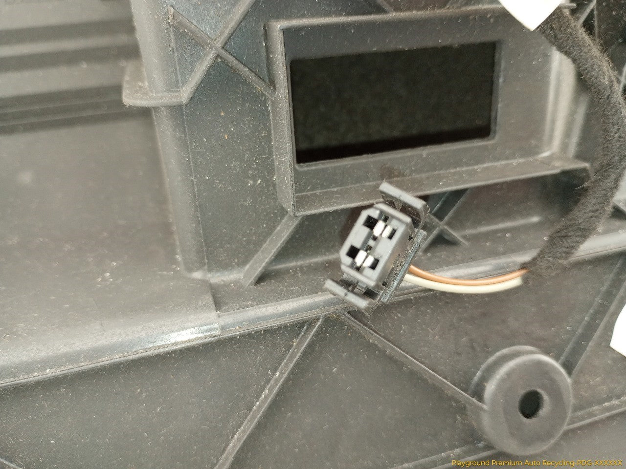 Audi TT Glover Box