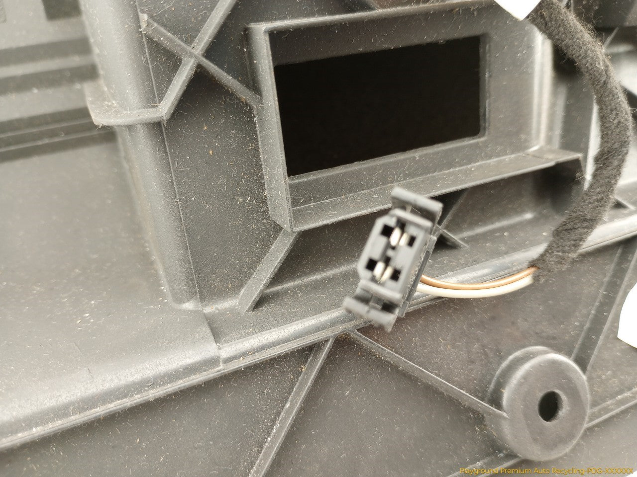 Audi TT Glover Box