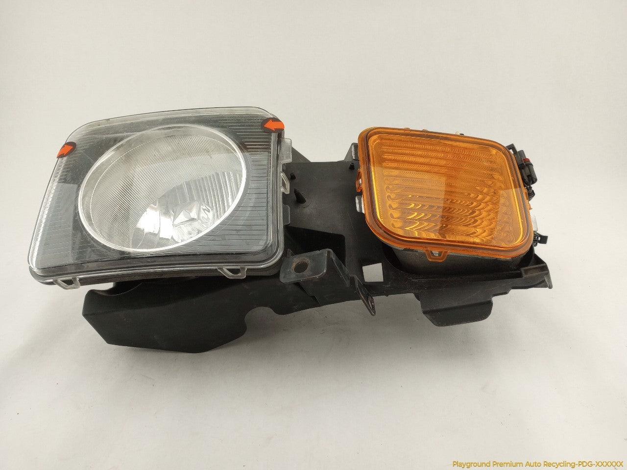 Hummer H3 Passenger Right Head Lamp - 0