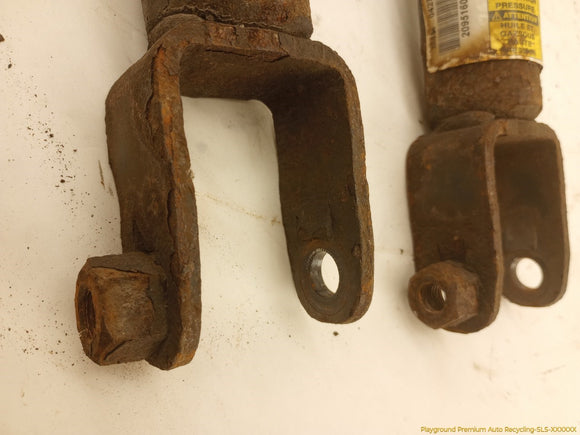 Cadillac CTS Pair Of Rear Shock Absorbers