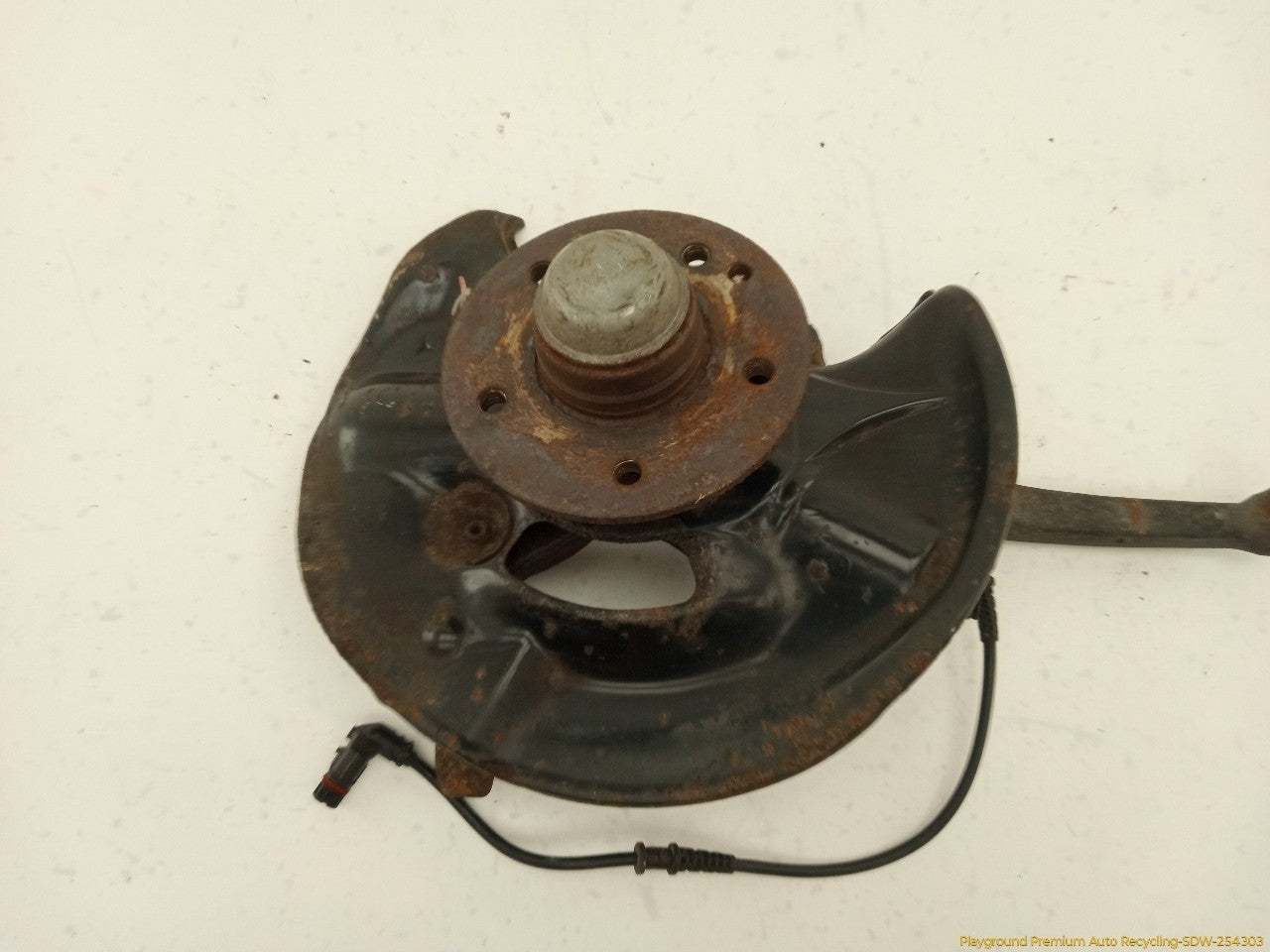 Mercedes SLK230 Driver Left Front Spindle Knuckle Hub