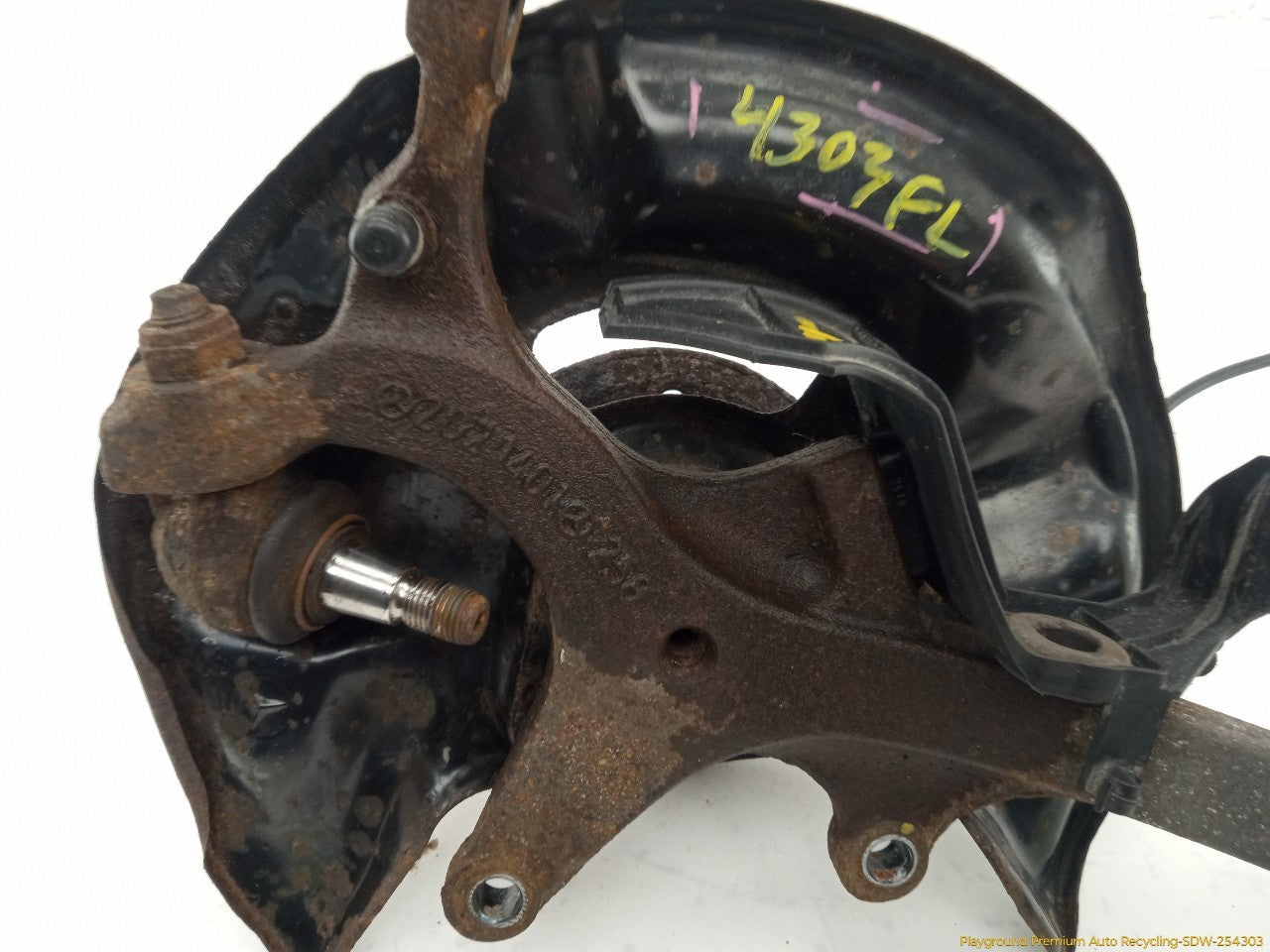 Mercedes SLK230 Driver Left Front Spindle Knuckle Hub