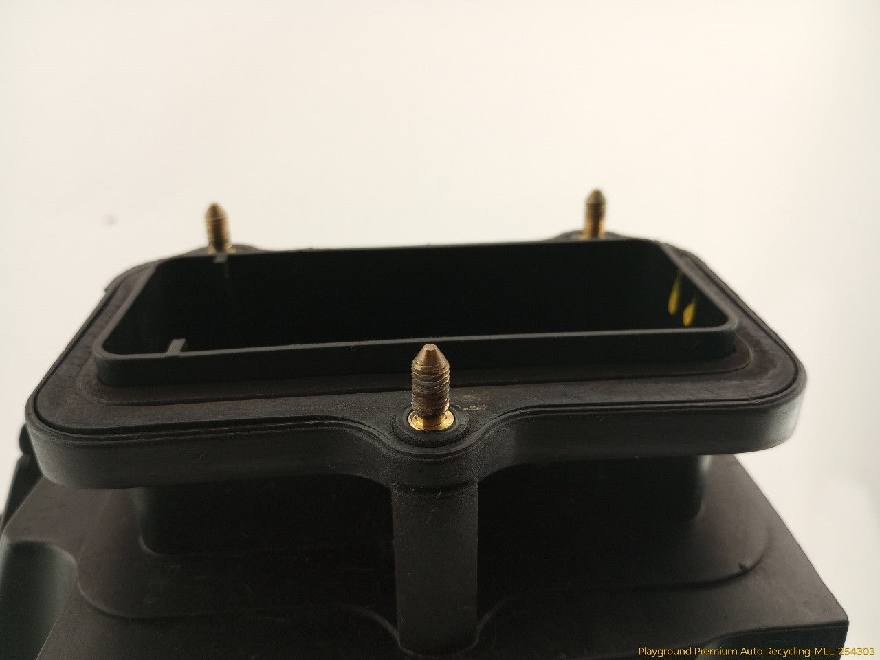 Mercedes SLK230 Engine Fuse Box Housing