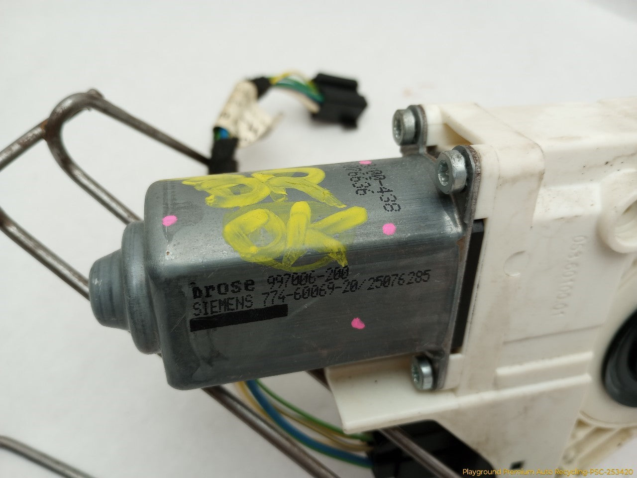Audi A6 Passenger Right Rear Power Window Motor