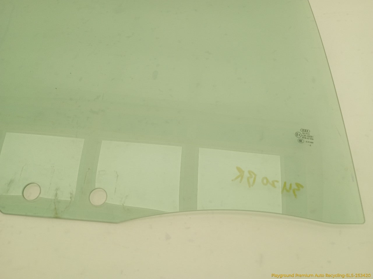 Audi A6 Passenger Right Rear Door Window Glass