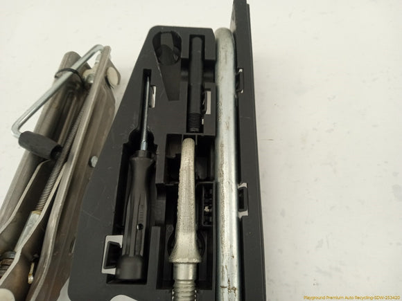 Audi A6 Vehicle Jack & Tools