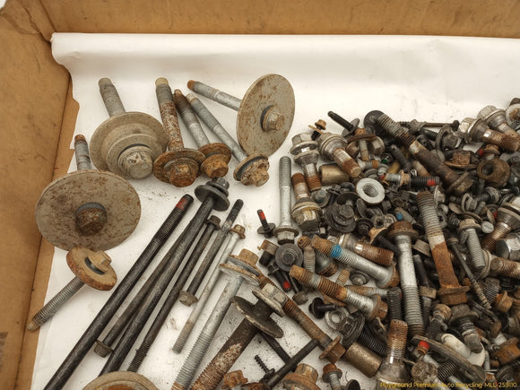 Volvo XC60 Dismantling Hardware Fasteners Bolts & Nuts