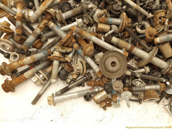 Volvo XC60 Dismantling Hardware Fasteners Bolts & Nuts