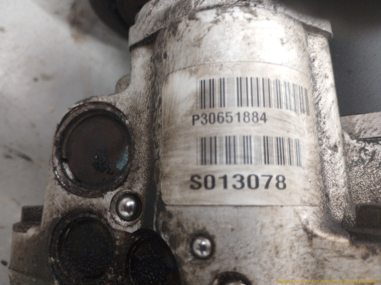 Volvo XC70 Rear Differential Carrier