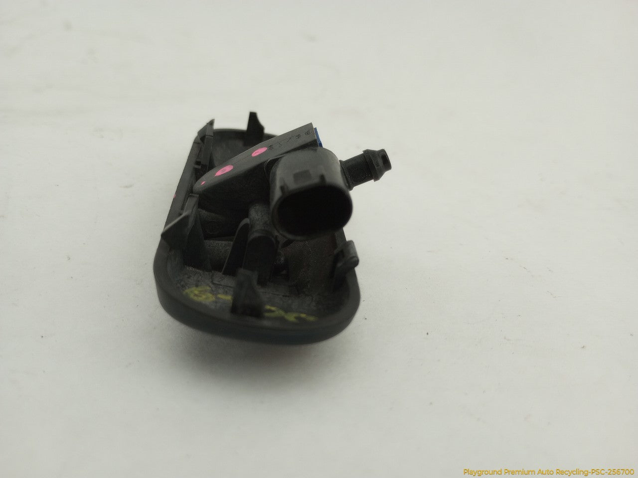 Volkswagen Beetle Pair Of Windshield Washer Nozzles