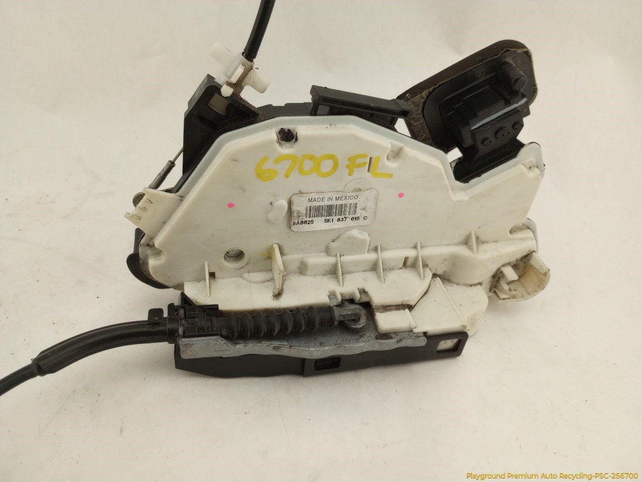 Volkswagen Beetle Driver Left Front Door Lock Actuator