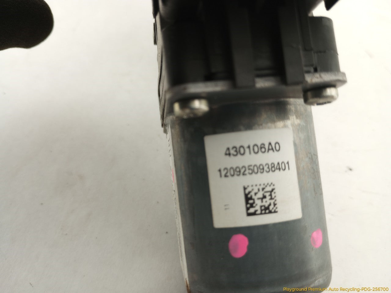 Volkswagen Beetle Passenger Right Front Power Window Motor
