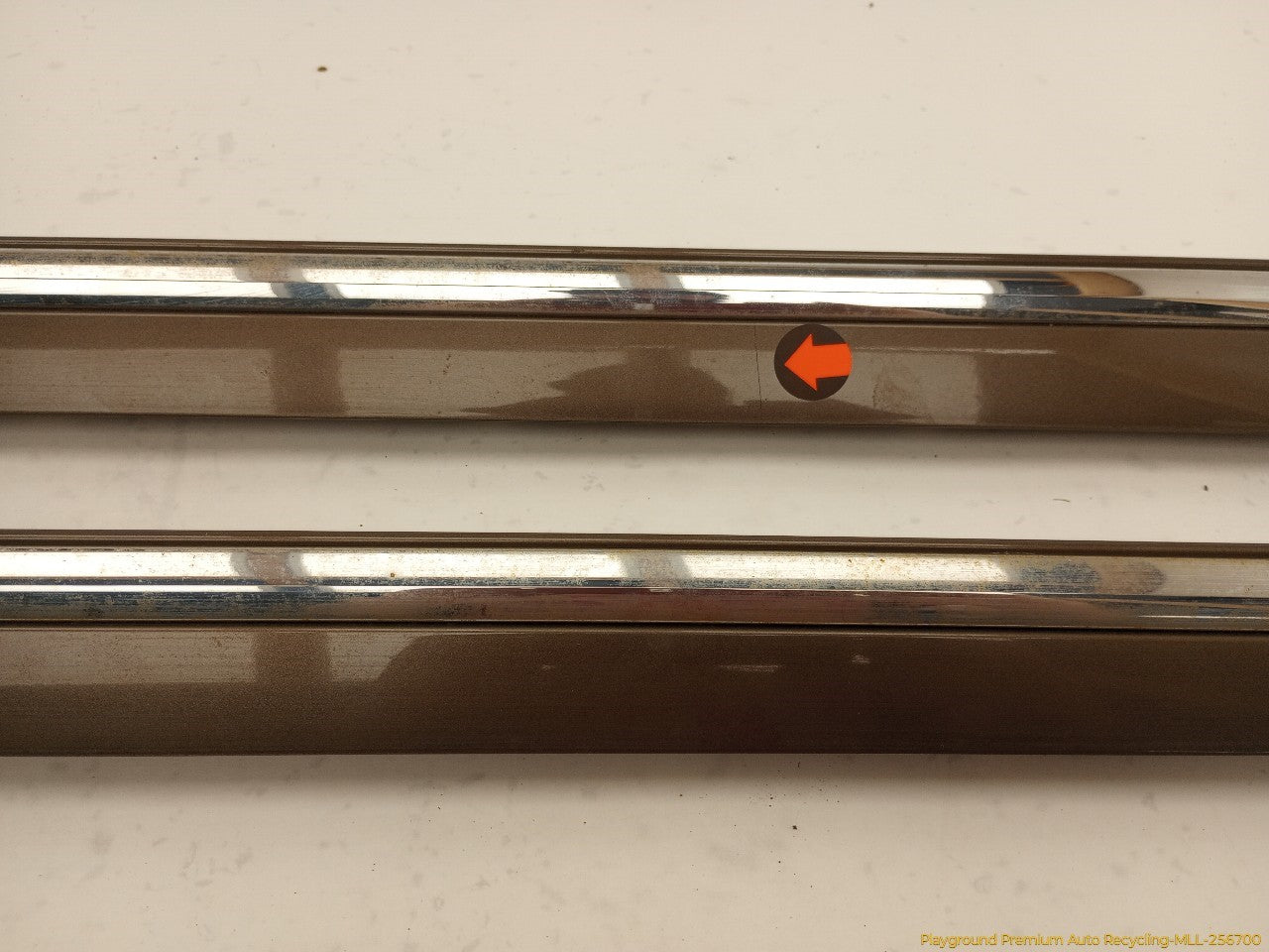 Volkswagen Beetle Pair Of Front Exterior Lower Door Trim