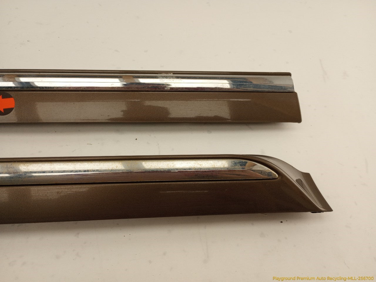 Volkswagen Beetle Pair Of Front Exterior Lower Door Trim