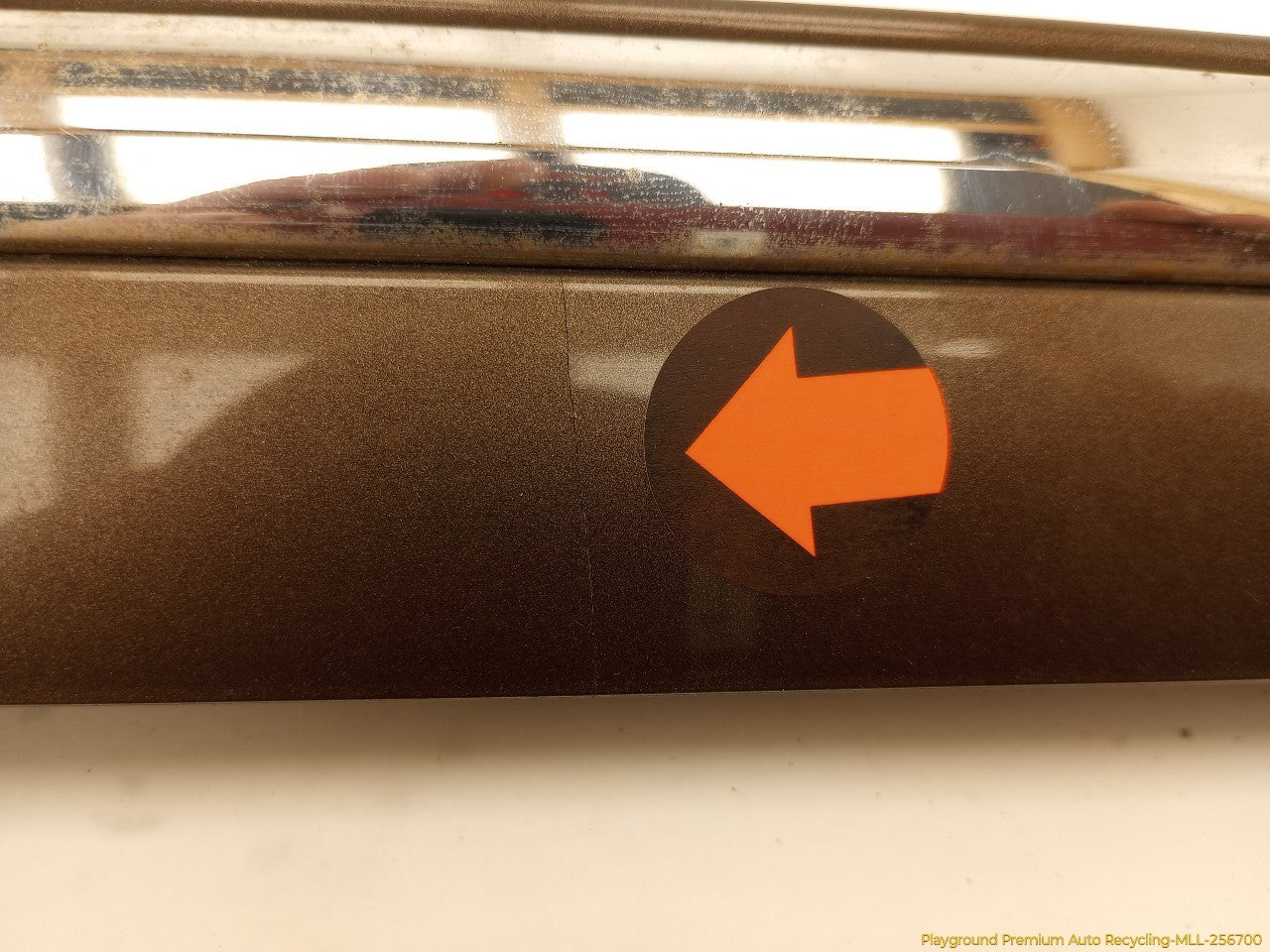Volkswagen Beetle Pair Of Front Exterior Lower Door Trim