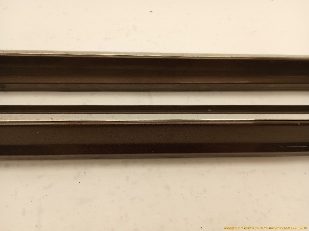 Volkswagen Beetle Pair Of Front Exterior Lower Door Trim