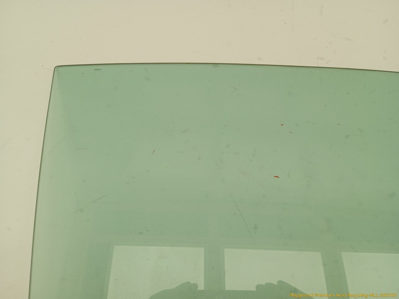 Volkswagen Beetle Passenger Right Front Door Window Glass