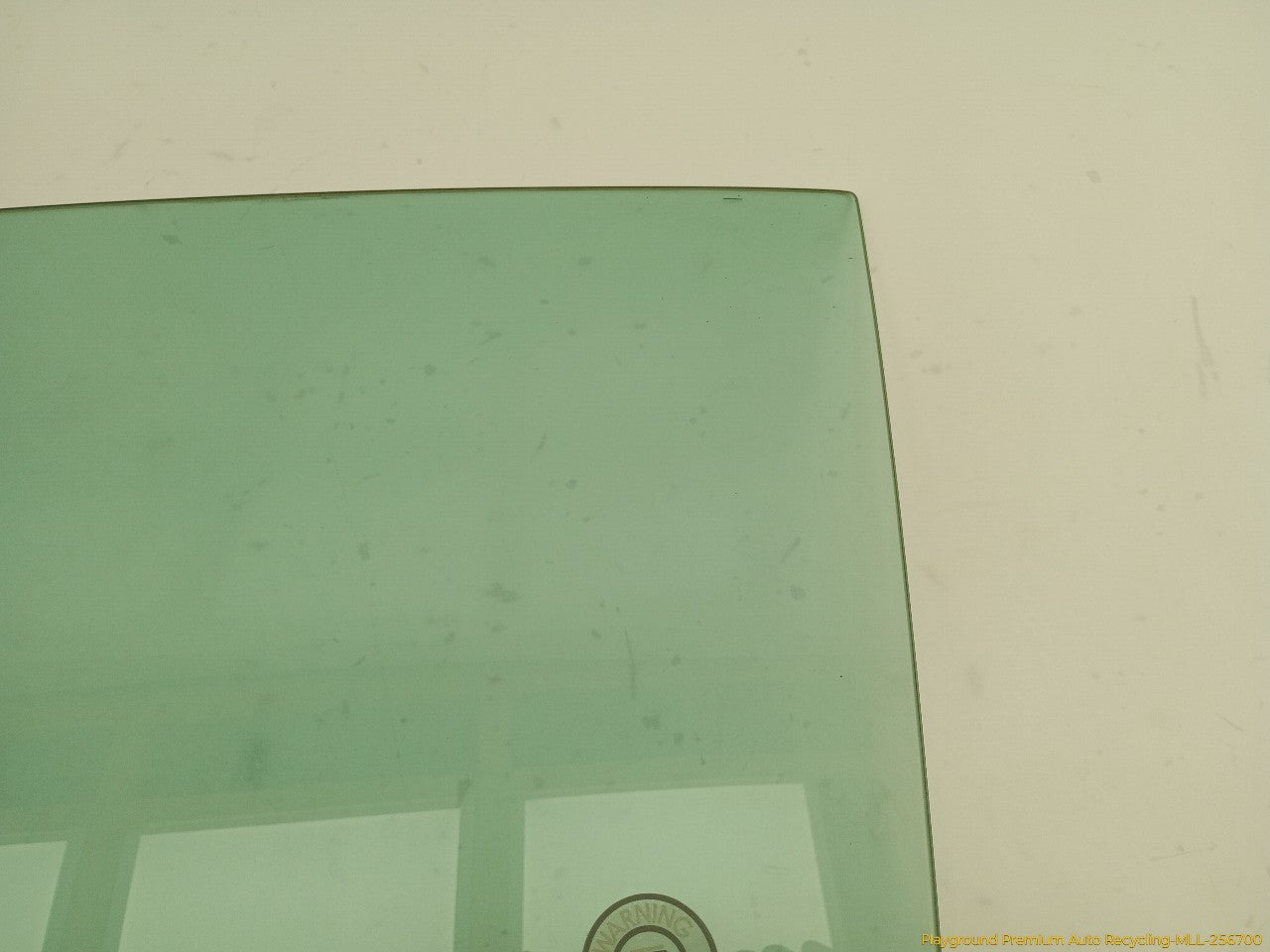 Volkswagen Beetle Driver Left Front Door Window Glass