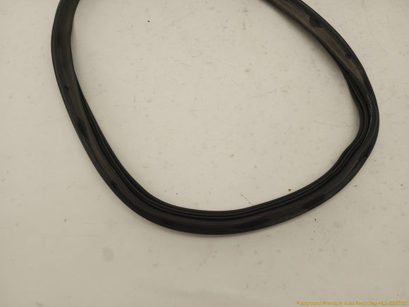 Volkswagen Beetle Trunk Lid Molding