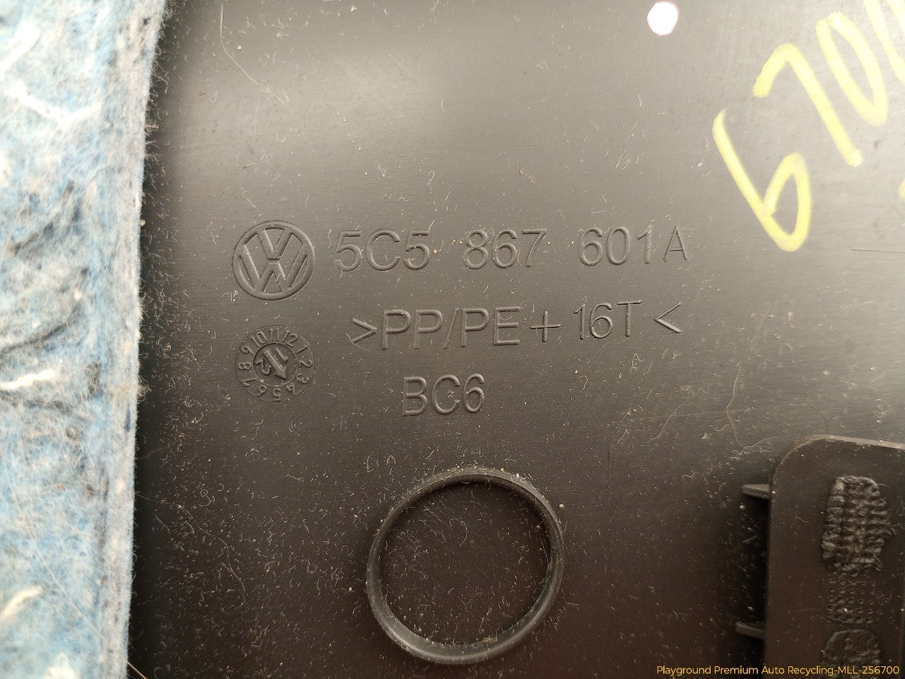 Volkswagen Beetle Trunk Lid Trim