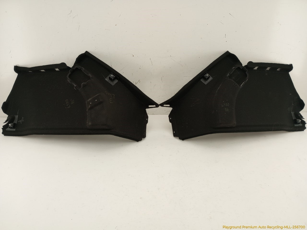 Volkswagen Beetle Pair Of Trunk Side Trim - 0