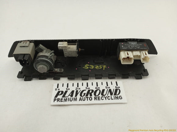 Volvo 850 Fuel Pump & Cooling Fan Relay