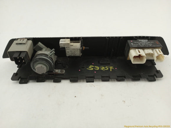 Volvo 850 Fuel Pump & Cooling Fan Relay