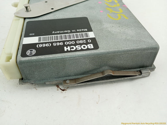 Volvo 850 Engine Control Module