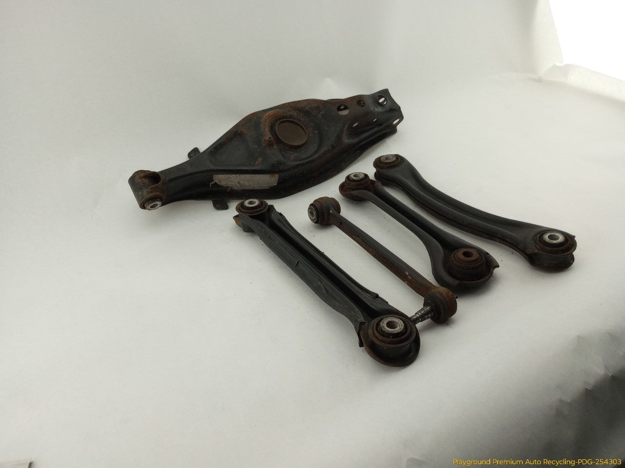 Mercedes SLK230 Set Of 5 Passenger Right Rear Control Arms