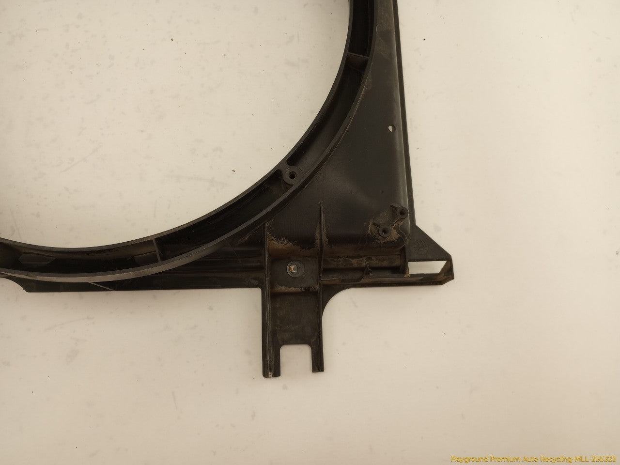 Volvo 850 Radiator Shroud