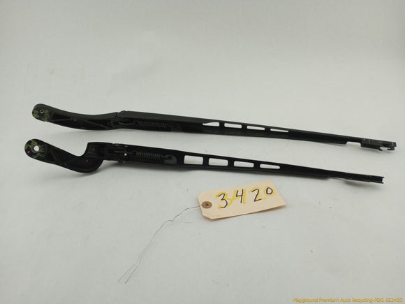 Audi A6 Pair Of Front Wiper Arms