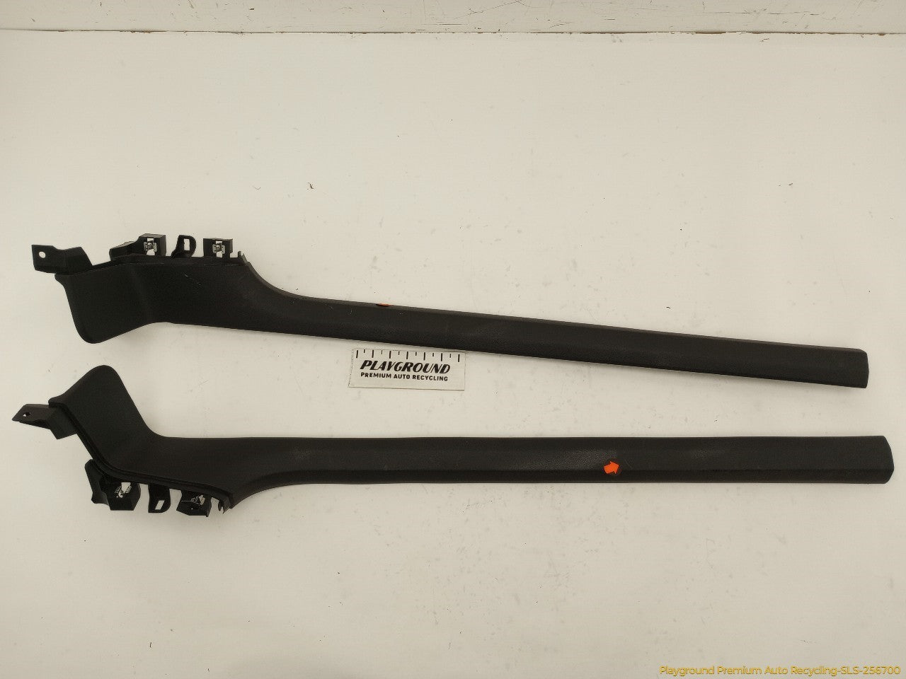 Volkswagen Beetle Pair Of Front Door Sill Scuff Plate Trim