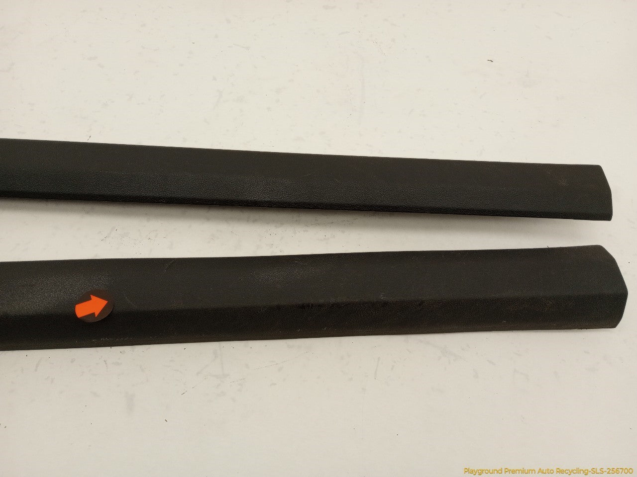 Volkswagen Beetle Pair Of Front Door Sill Scuff Plate Trim - 0