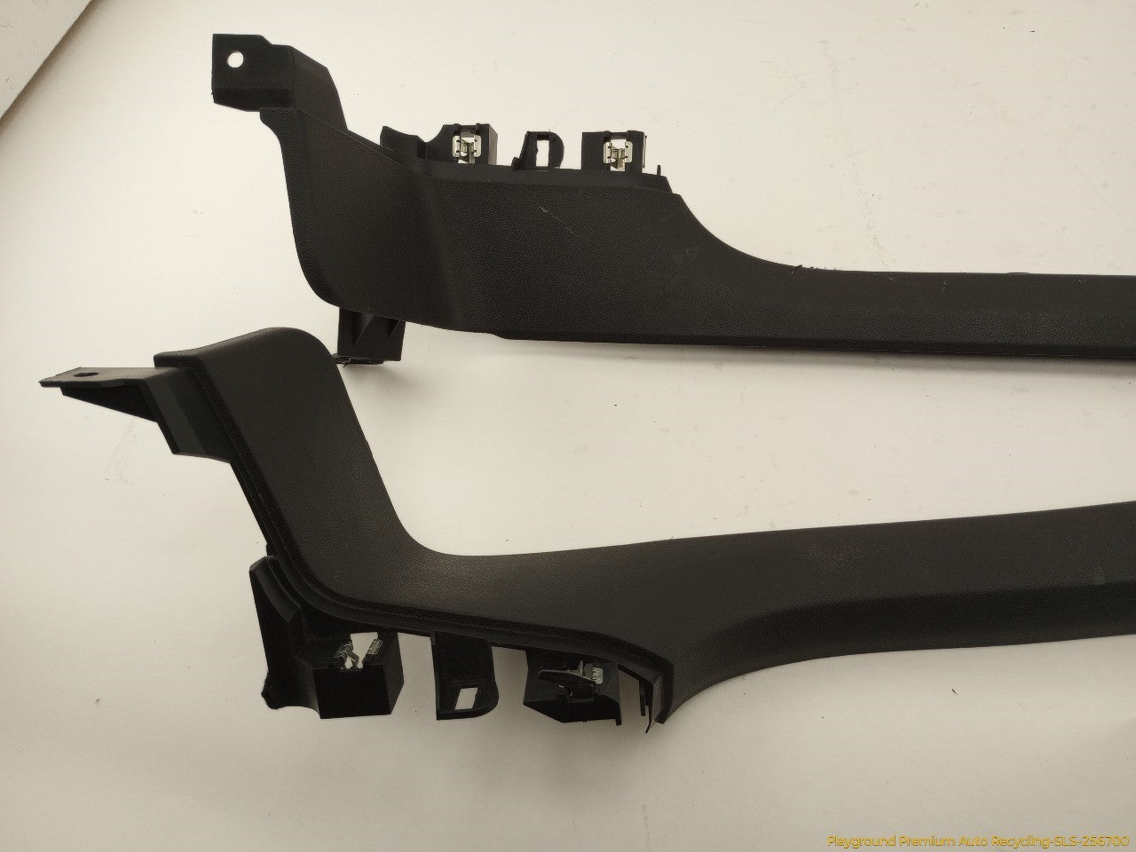 Volkswagen Beetle Pair Of Front Door Sill Scuff Plate Trim