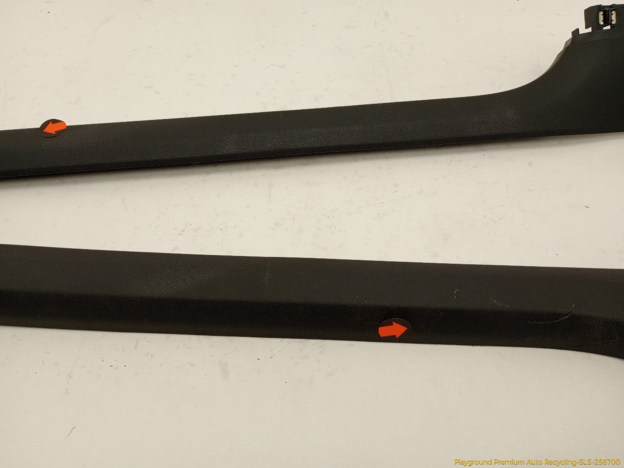 Volkswagen Beetle Pair Of Front Door Sill Scuff Plate Trim