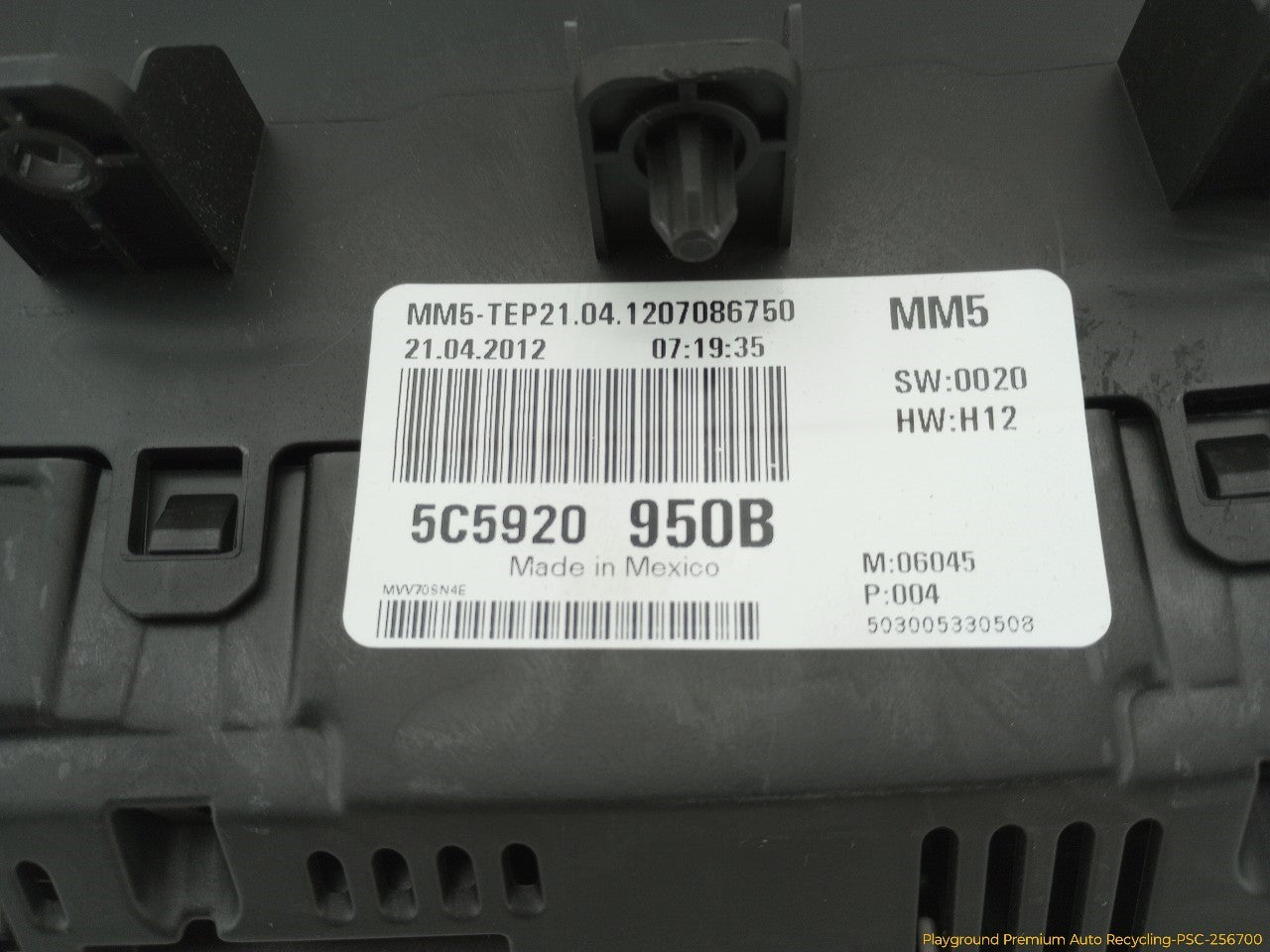 Volkswagen Beetle Instrument Cluster Speedometer