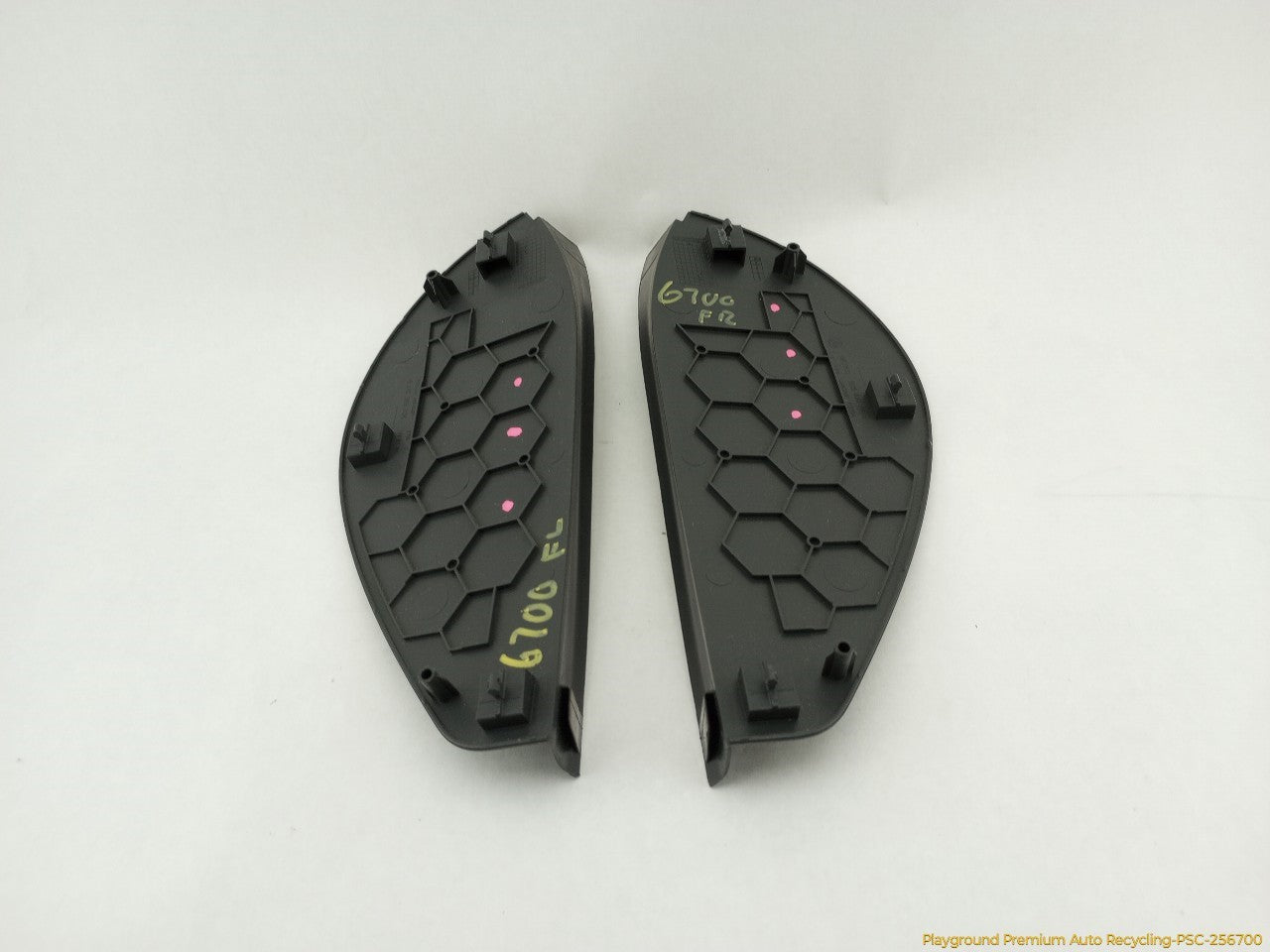 Volkswagen Beetle Pair Of Dashboard End Caps - 0