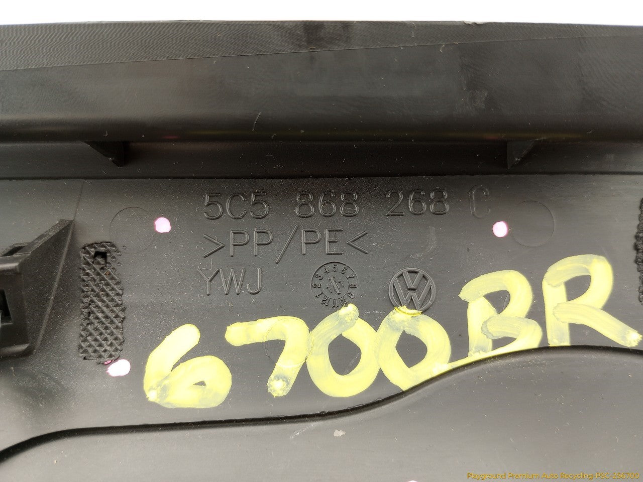 Volkswagen Beetle Pair Of C Pillar Trim