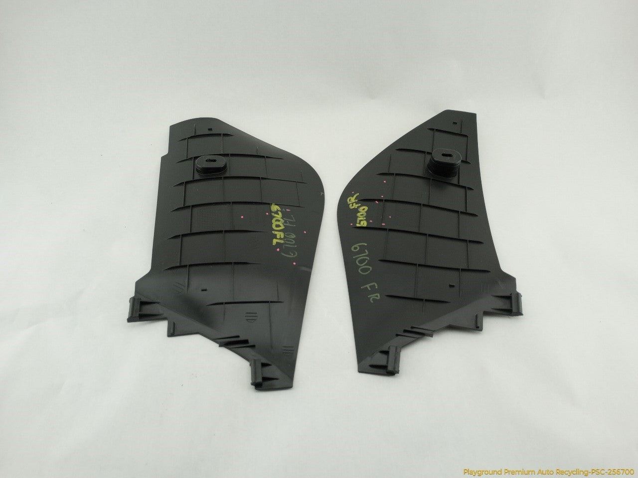 Volkswagen Beetle Pair Of Center Console Side Trim - 0