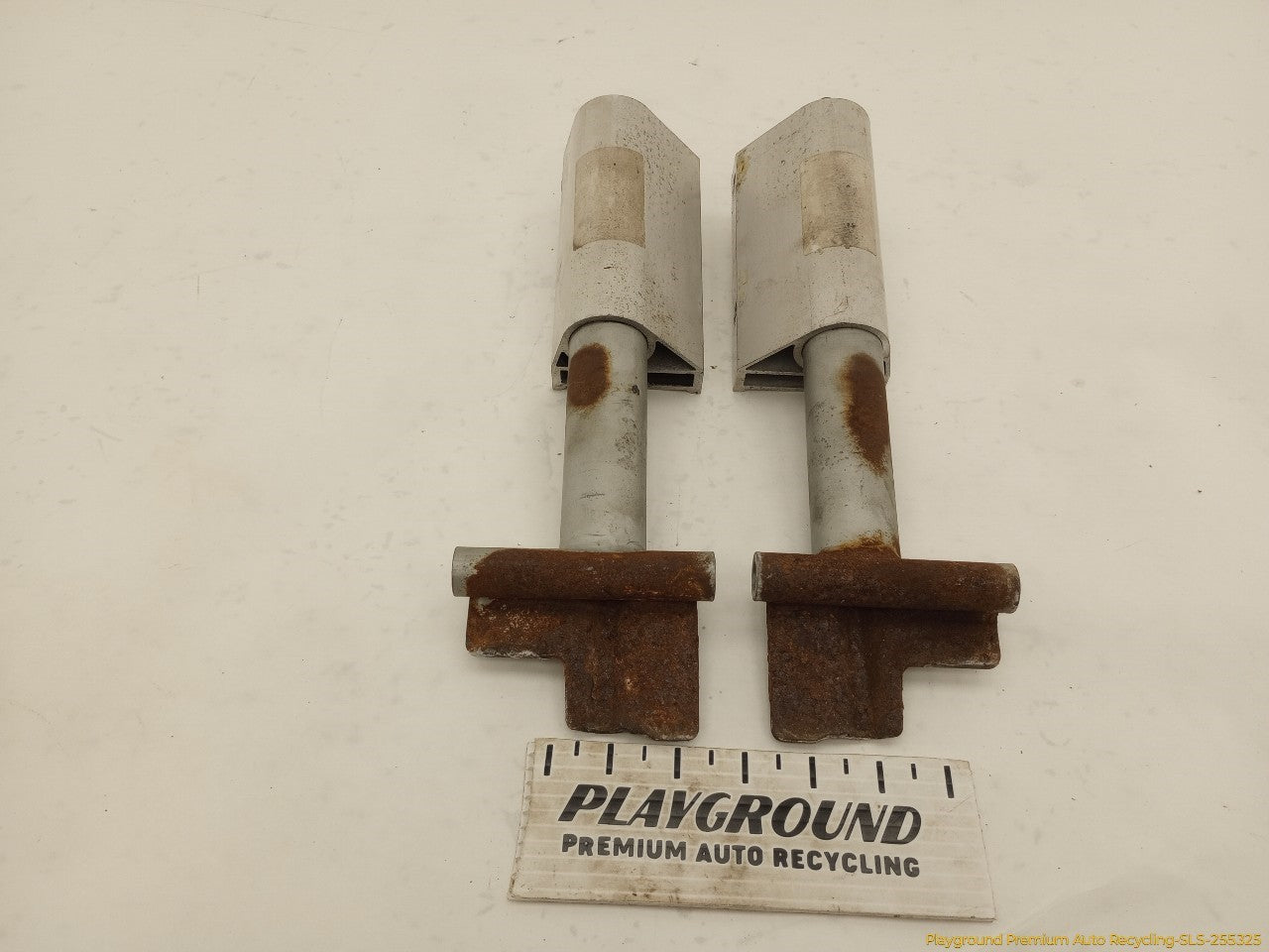 Audi A6 Pair Of Rear Bumper Shock Mounts