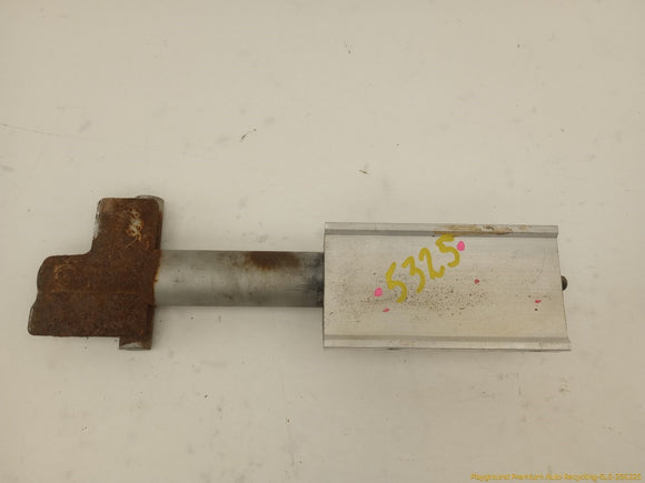 Audi A6 Pair Of Rear Bumper Shock Mounts